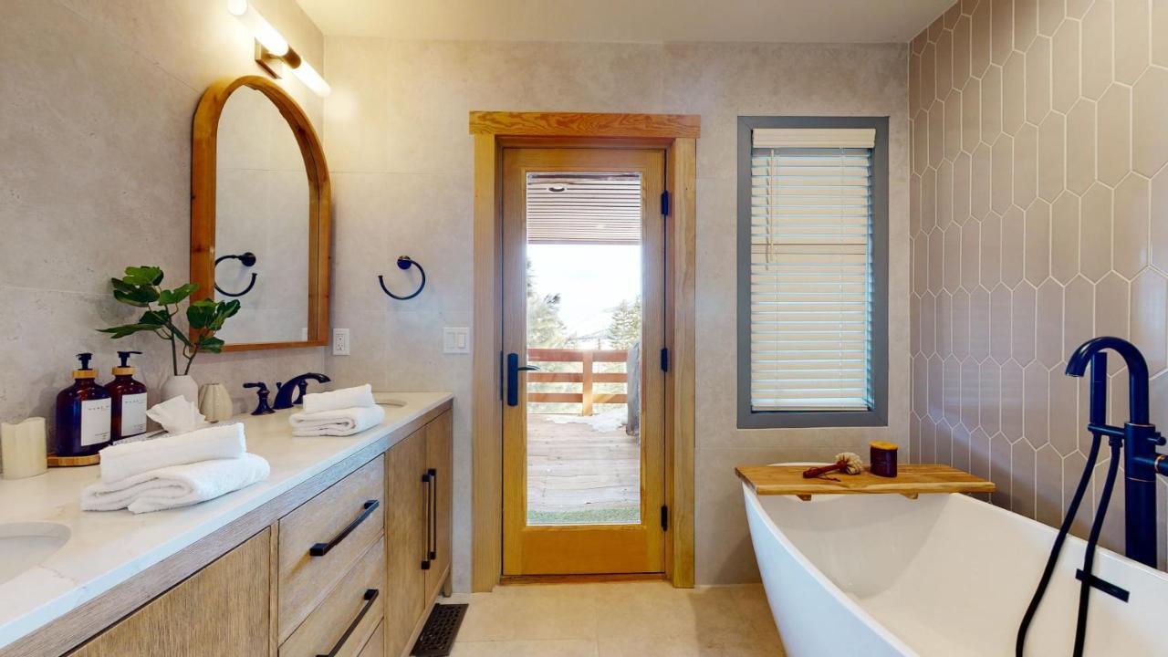Bridges Townhome #11 Townhouse Mammoth Lakes