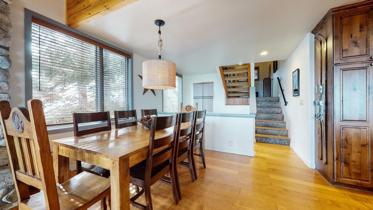 Bridges Townhome #11 Townhouse * Mammoth Lakes