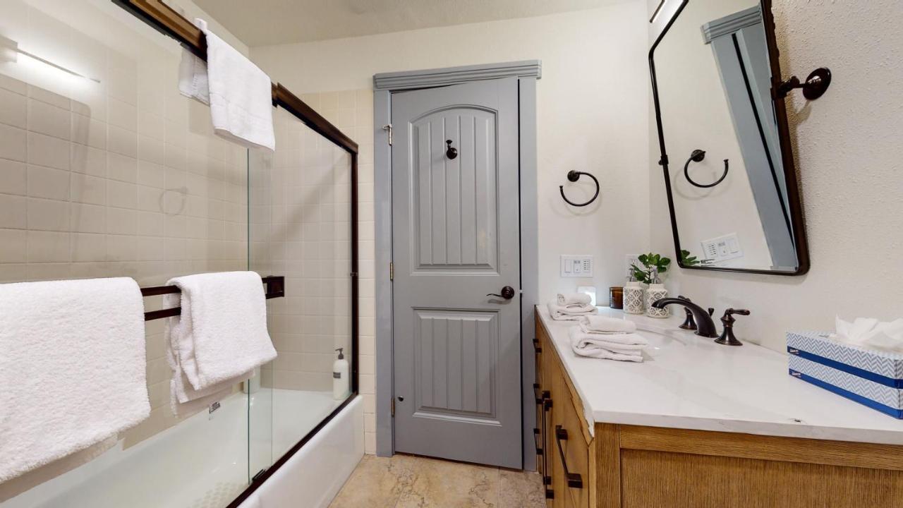 Bridges Townhome #11 Townhouse *